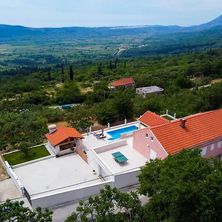 Dragi - Four Bedroom With Swimming Pool, Terrace And Sea View