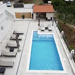Vila Dragi - Four Bedroom With Swimming Pool, Terrace And Sea View Pridvorje
